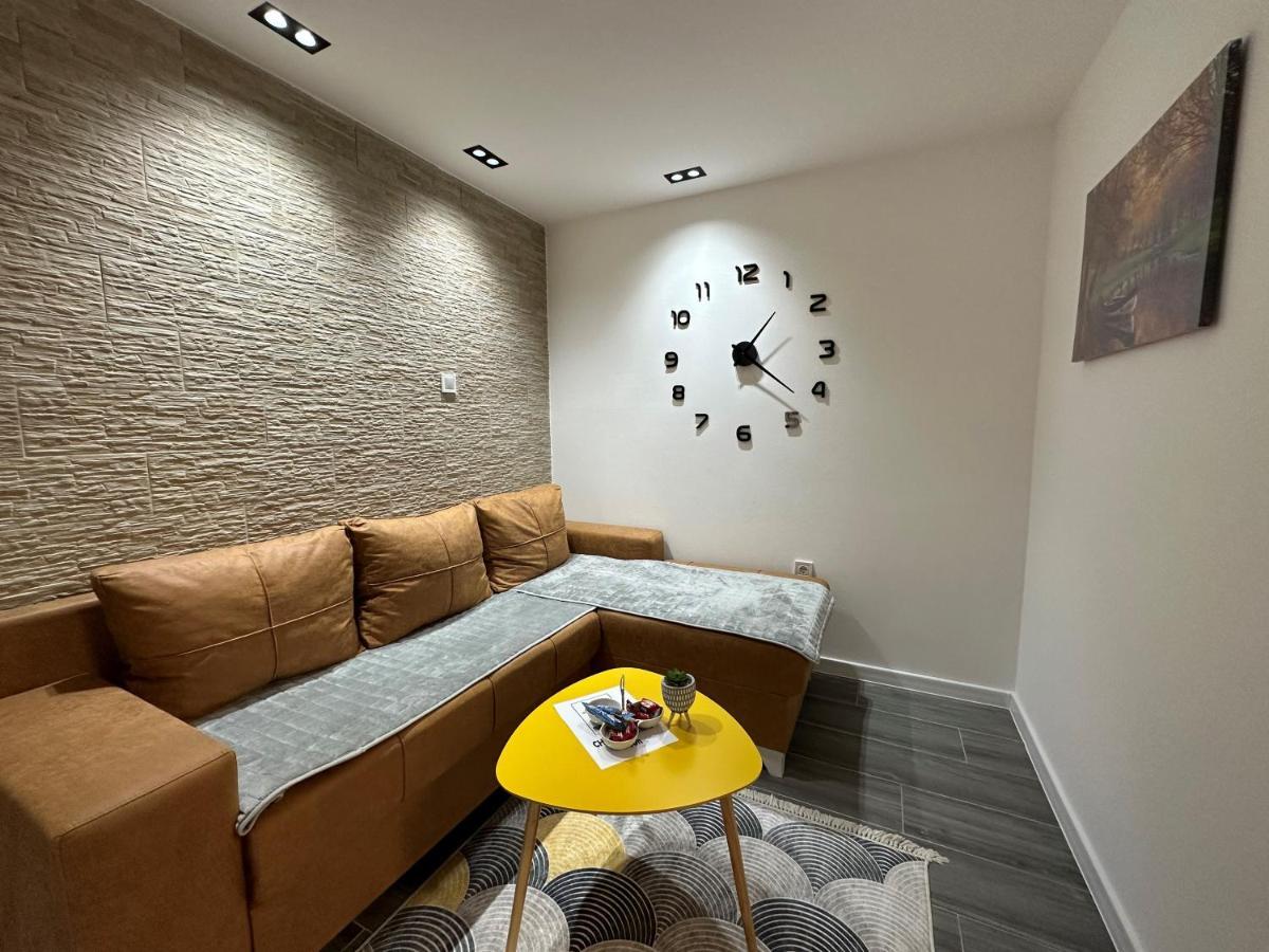 Vucinic Studio Apartment Цетине Екстериор снимка